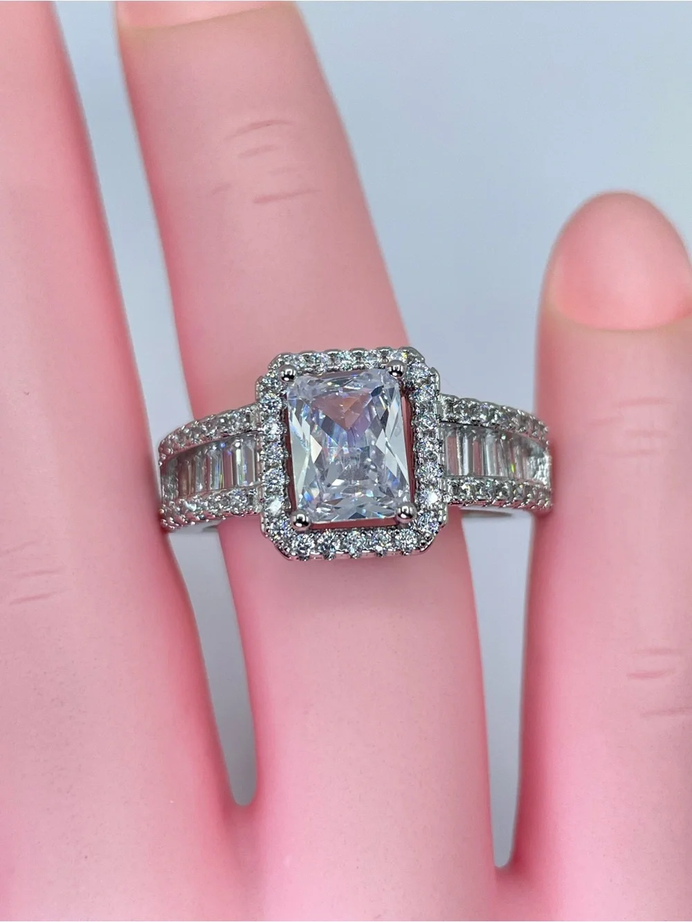 Swarovski Crystal Elements White Crystal Halo Art Deco Statement Ring Sz 9